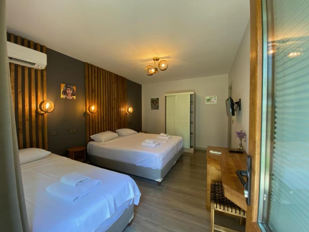 Elyada Otel Ve Bag Evi 8 Yas Ustu Bozcaada Exterior foto