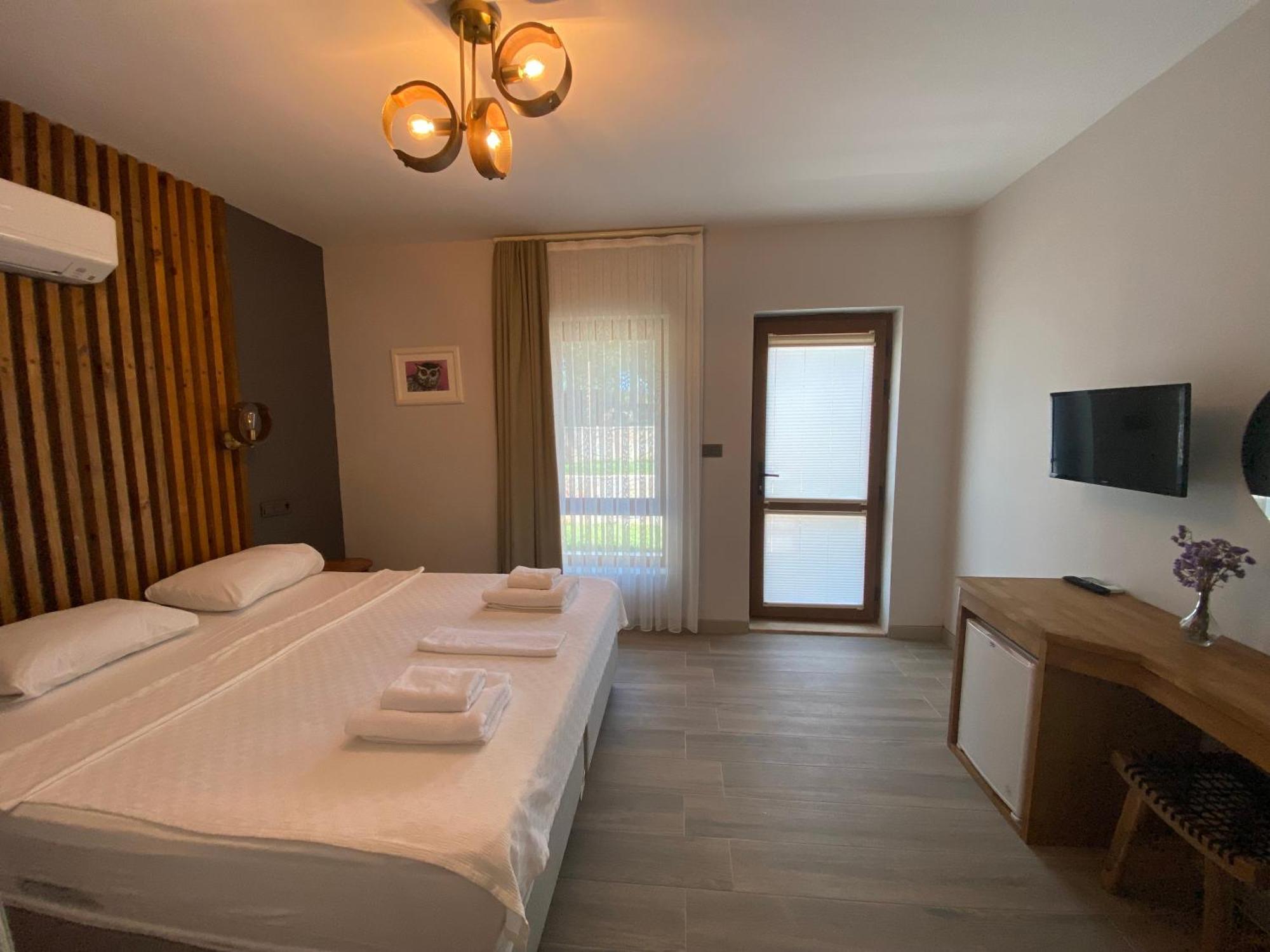 Elyada Otel Ve Bag Evi 8 Yas Ustu Bozcaada Exterior foto